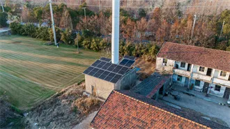 A Two-layer Optimization Model for Energy Storage System Configuration