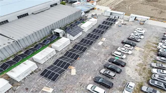 House Sketch Solar Illustrations & Vectors