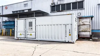 48V 100Ah 200Ah Solar Battery Pack IP54 5kWh 10kWh Lithium Battery