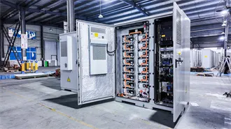 1,054 House With Solar Panels Illustration High Res Illustrations