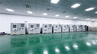 A drawing of a house with a solar panel on the roof