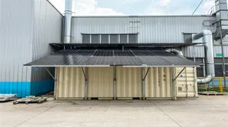 Communication base station solar and wind power generation