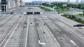 Calculate the capacitance of a supercapacitor