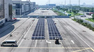 Cryogenic energy storage