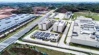 Foundations of Solar Farms: Choosing the Right Piles and Installation