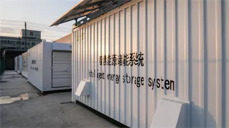 Solar Cell Manufacturing Methods: Crystalline vs Thin Film vs Perovskite